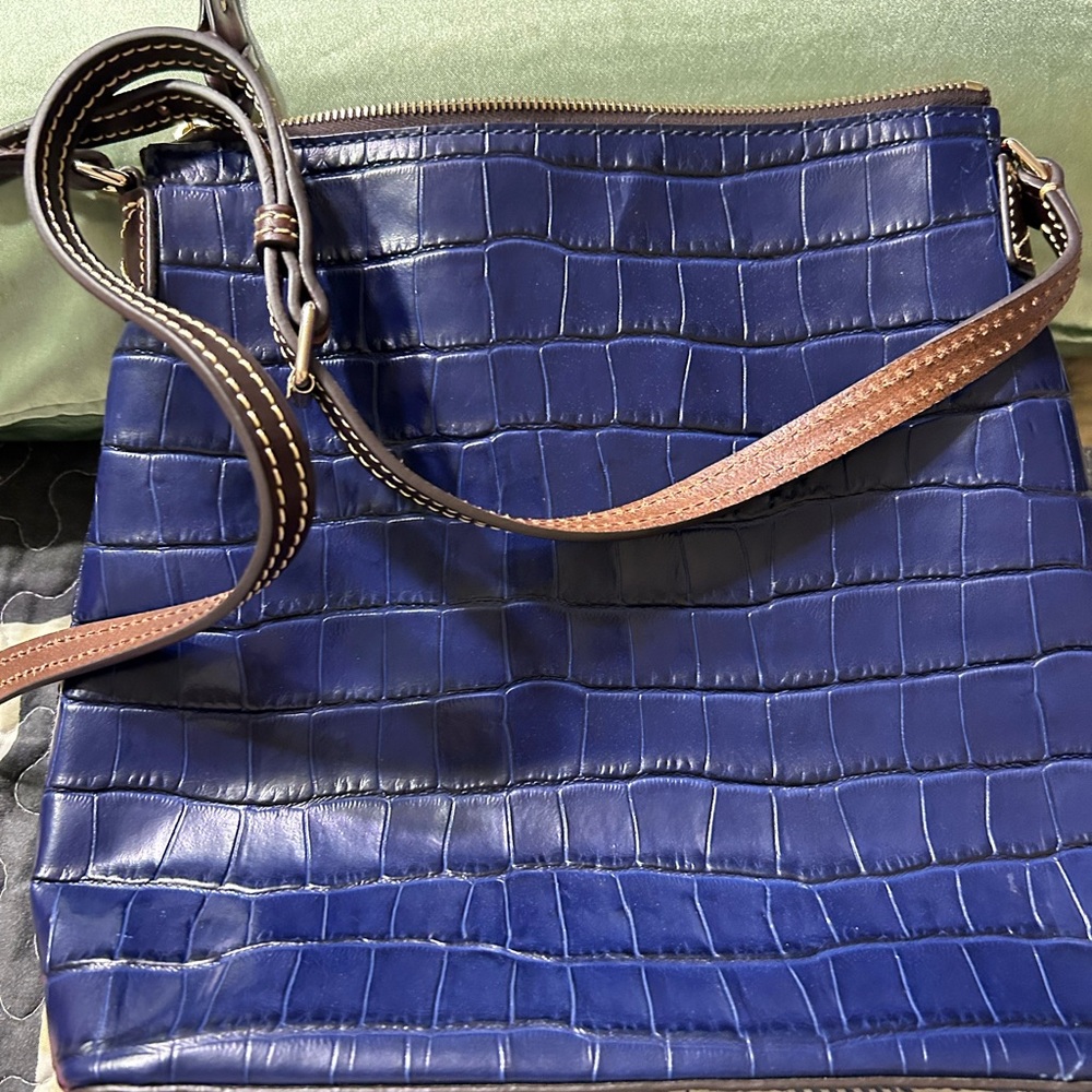 Dooney & Bourke Crossbody